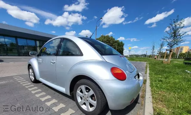 VOLKSWAGEN Beetle 1.6 (100 KM)