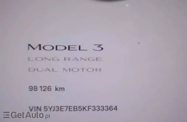 TESLA Model 3 Langstreckenbatterie Allradantrieb Dual Motor Performance