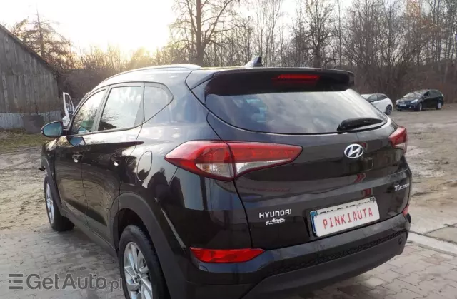 HYUNDAI Tucson 