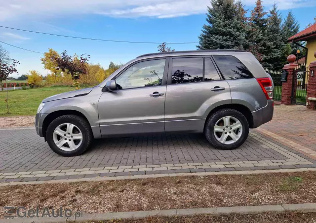 SUZUKI Grand Vitara 2.0 Comfort