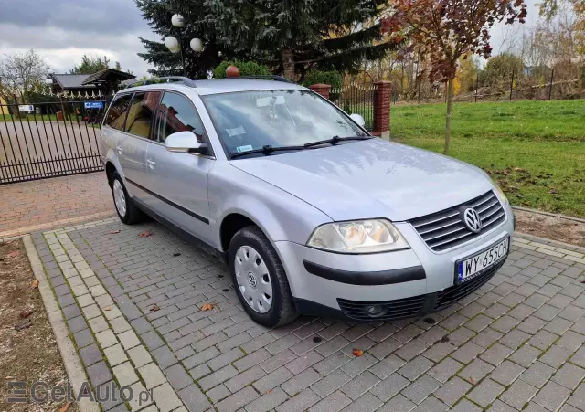 VOLKSWAGEN Passat 1.9 TDI Basis Tiptr