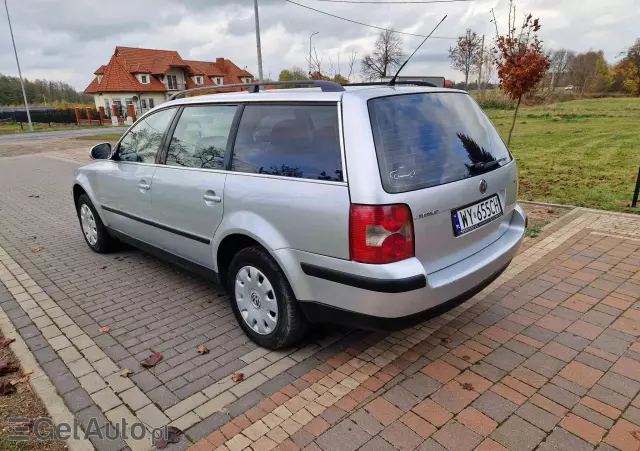 VOLKSWAGEN Passat 1.9 TDI Basis Tiptr