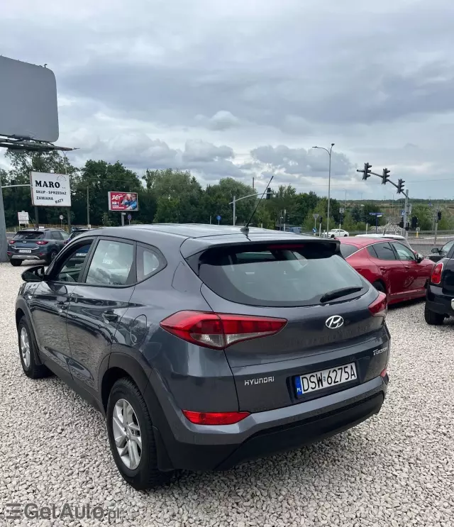 HYUNDAI Tucson 