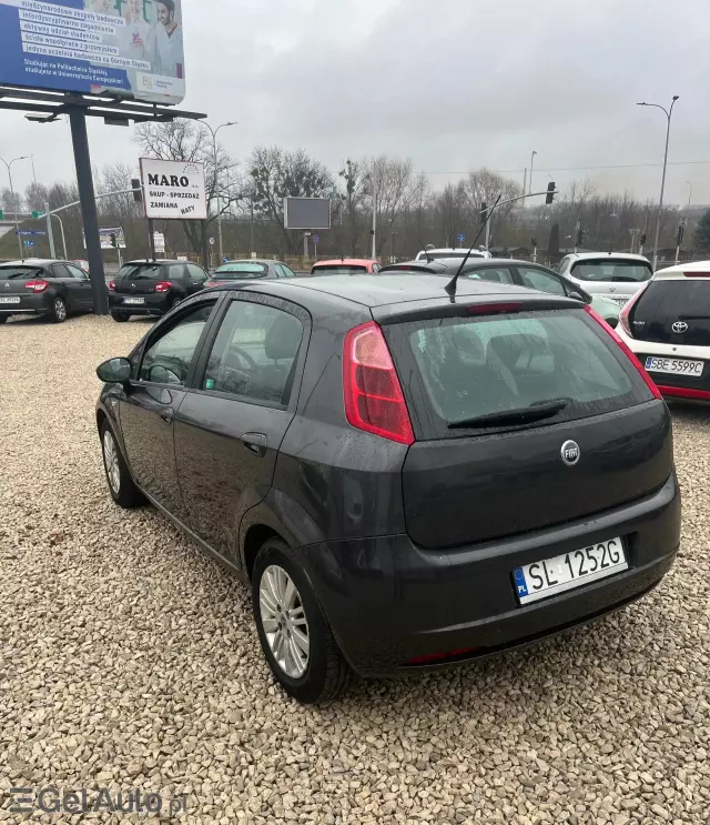 FIAT Punto 1.4 (95 KM)