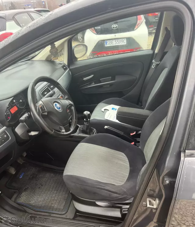 FIAT Punto 1.4 (95 KM)