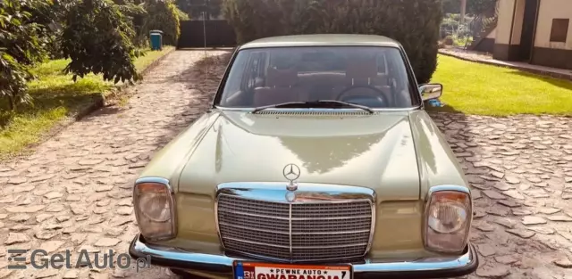 MERCEDES-BENZ W 115 