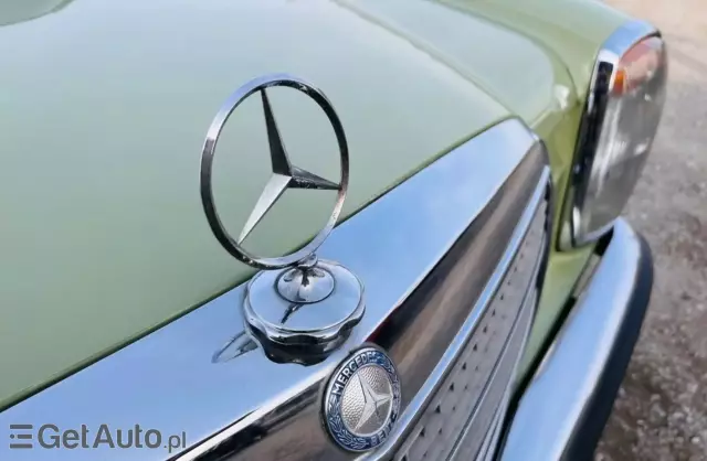 MERCEDES-BENZ W 115 