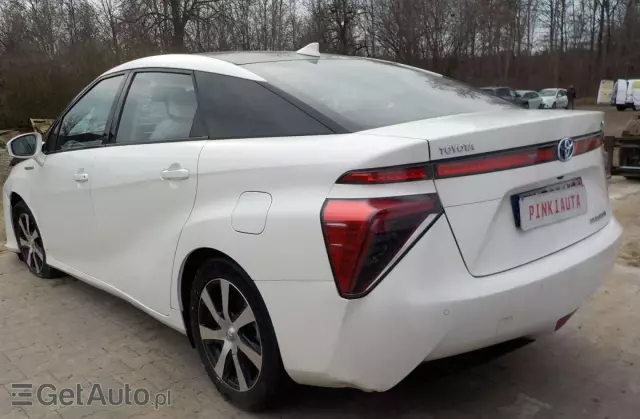 TOYOTA Mirai 