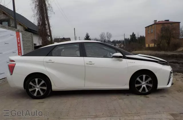 TOYOTA Mirai 