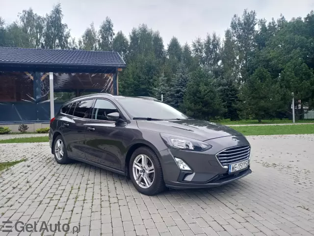 FORD Focus Titanium