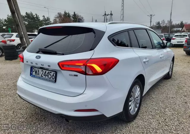 FORD Focus 1.0 EcoBoost Hybrid ACTIVE DESIGN