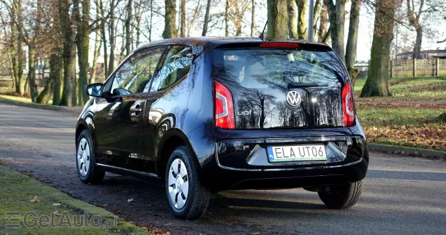 VOLKSWAGEN Up! 