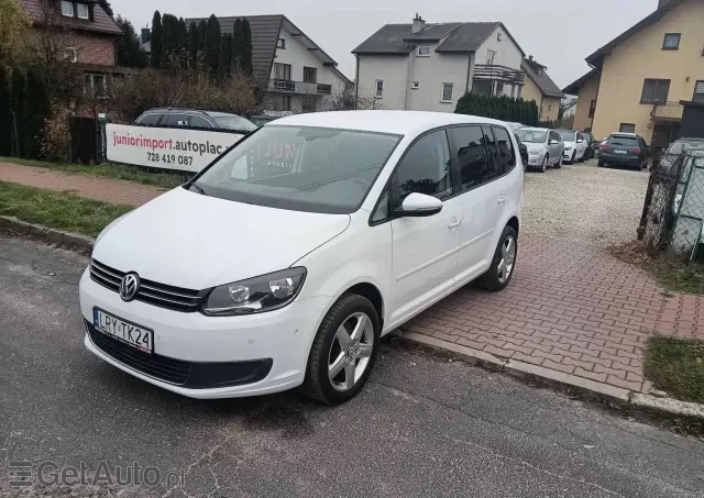 VOLKSWAGEN Touran 2.0 TDI DPF BlueMotion Technology DSG Comfortline