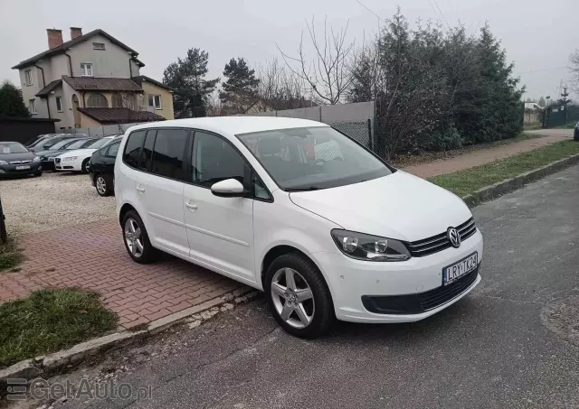 VOLKSWAGEN Touran 2.0 TDI DPF BlueMotion Technology DSG Comfortline