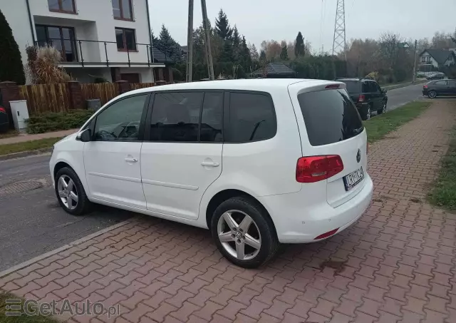 VOLKSWAGEN Touran 2.0 TDI DPF BlueMotion Technology DSG Comfortline