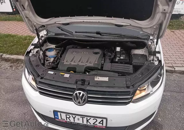 VOLKSWAGEN Touran 2.0 TDI DPF BlueMotion Technology DSG Comfortline