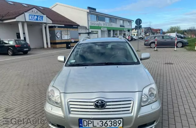 TOYOTA Avensis 