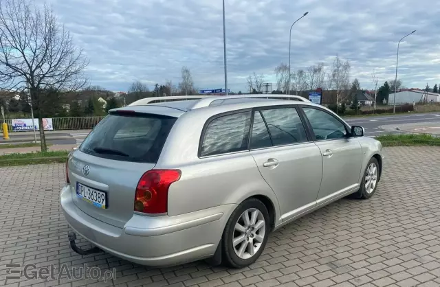 TOYOTA Avensis 