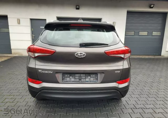 HYUNDAI Tucson 