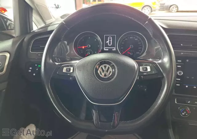 VOLKSWAGEN Golf VII 1.6 TDI BMT Comfortline