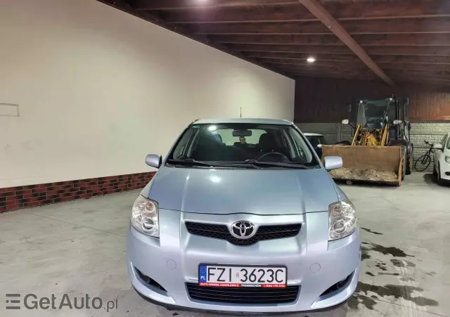 TOYOTA Auris 2.0 D-4D Luna