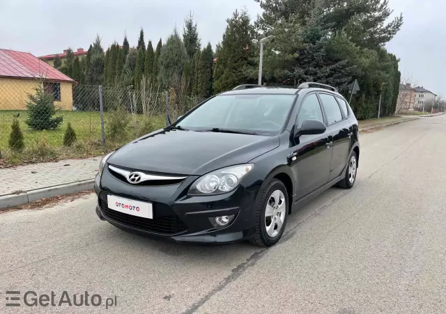 HYUNDAI I30 I30cw 1.6 CRDi blue Classic