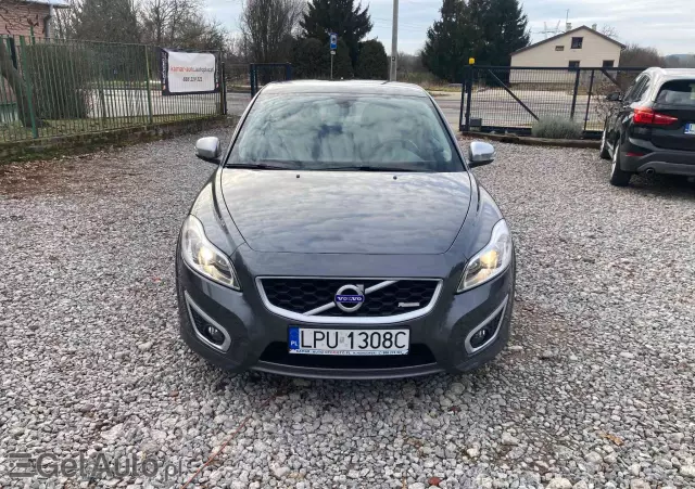 VOLVO C30 D2 DRIVe R-Design