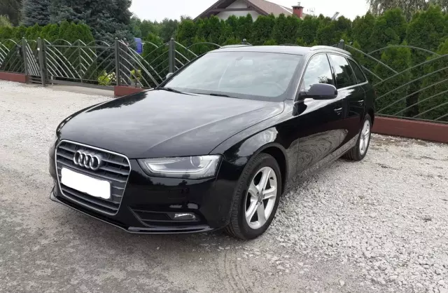 AUDI A4 