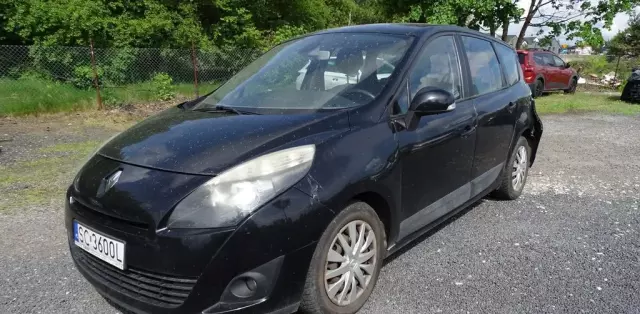 RENAULT Grand Scenic 