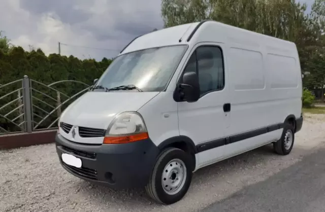 RENAULT Master 