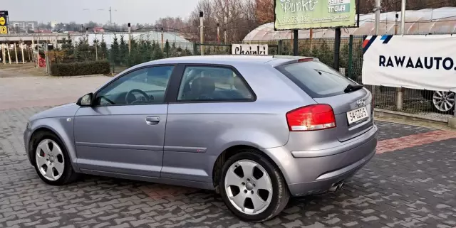 AUDI A3 2.0 FSI Attraction