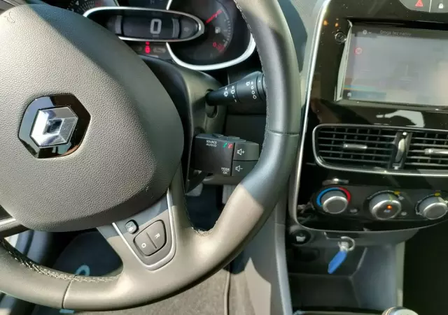 RENAULT Clio (Energy) TCe 75 Start & Stop LIMITED