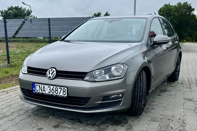 VOLKSWAGEN Golf Start