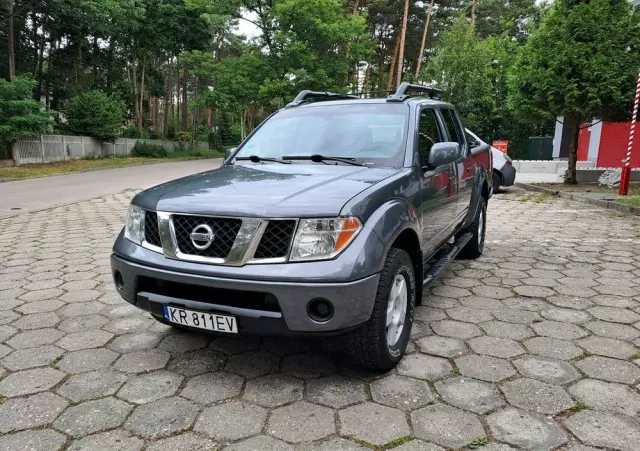 NISSAN Frontier 