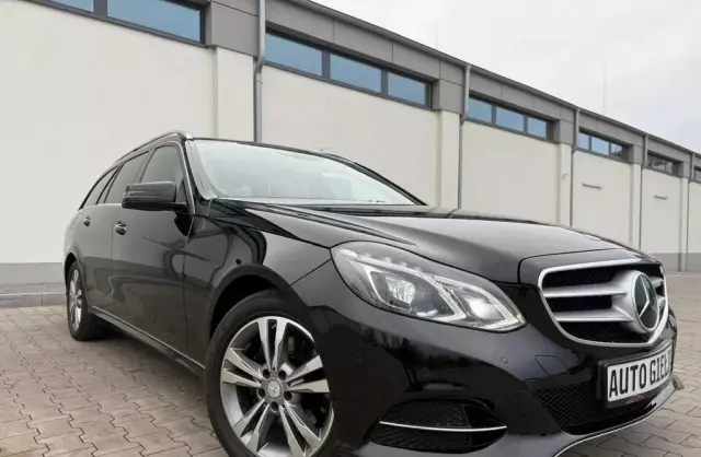 MERCEDES-BENZ Klasa E 