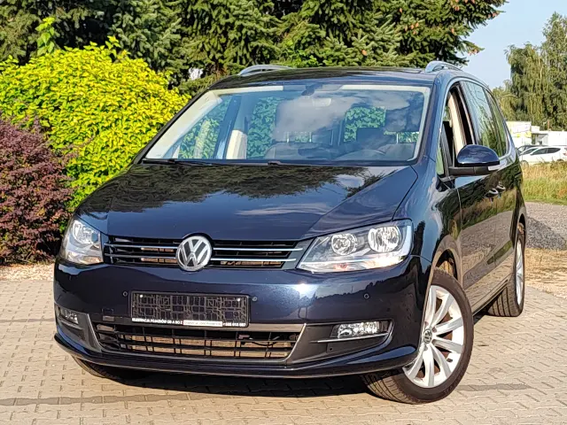 VOLKSWAGEN Sharan Highline DSG