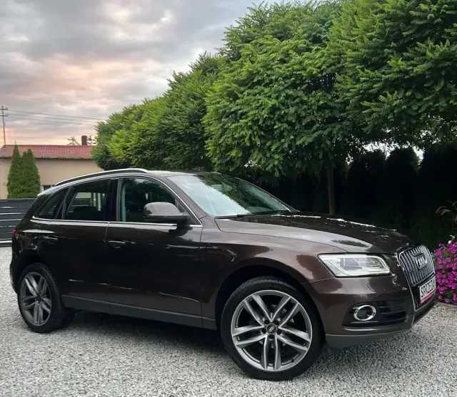 AUDI Q5 
