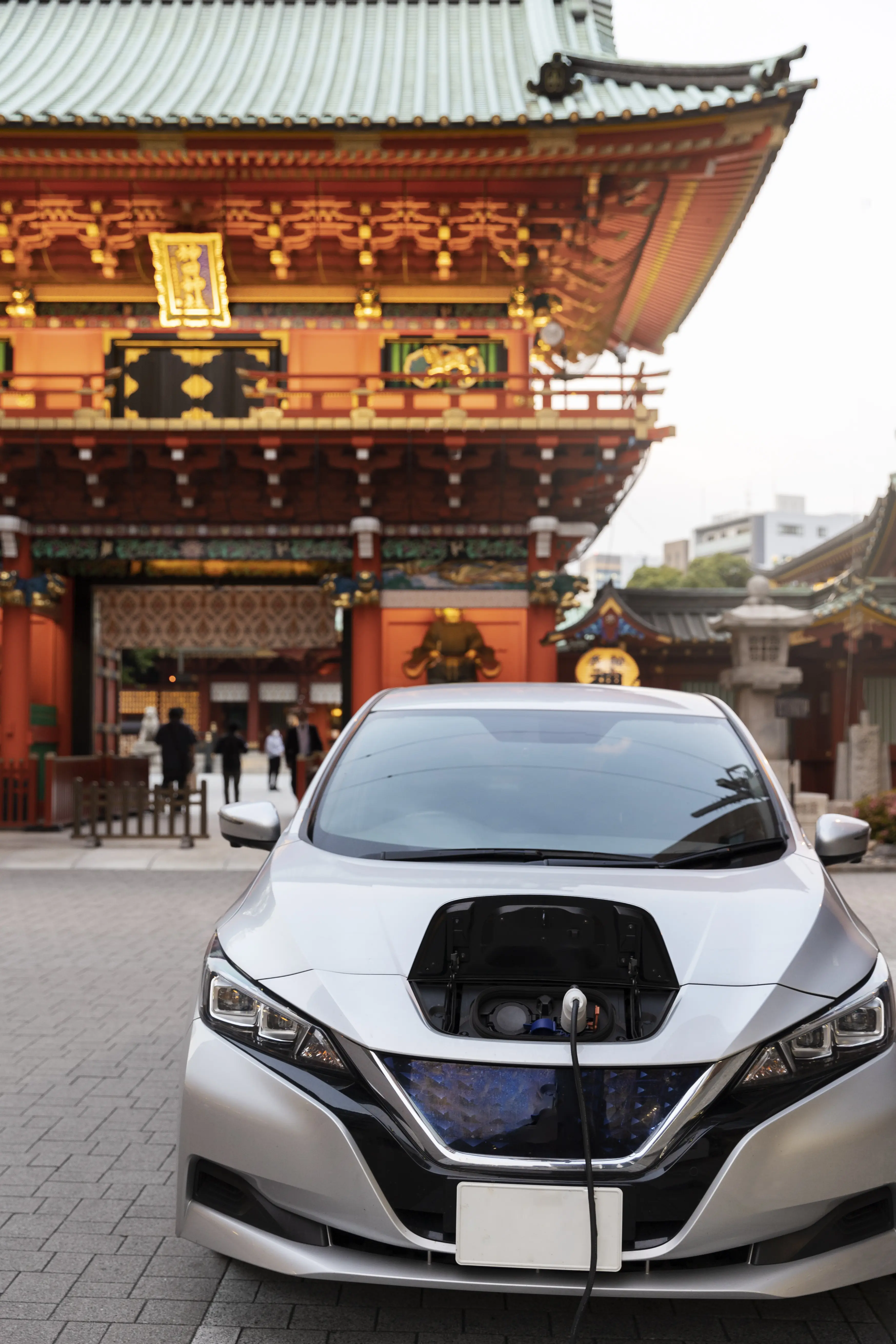 electric-car-station-charging